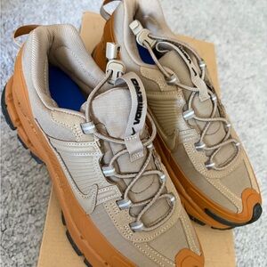 Nike Women’s Zoom Vomero Roam